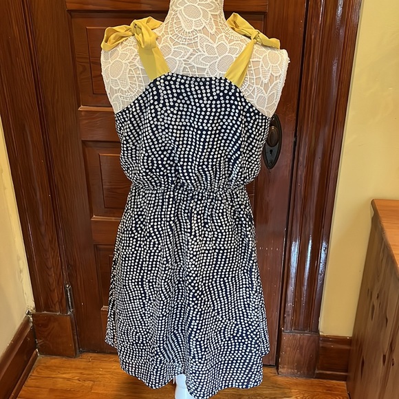 Emmelee Polk Dot Tie-Strap dress (size L) - Picture 5 of 9